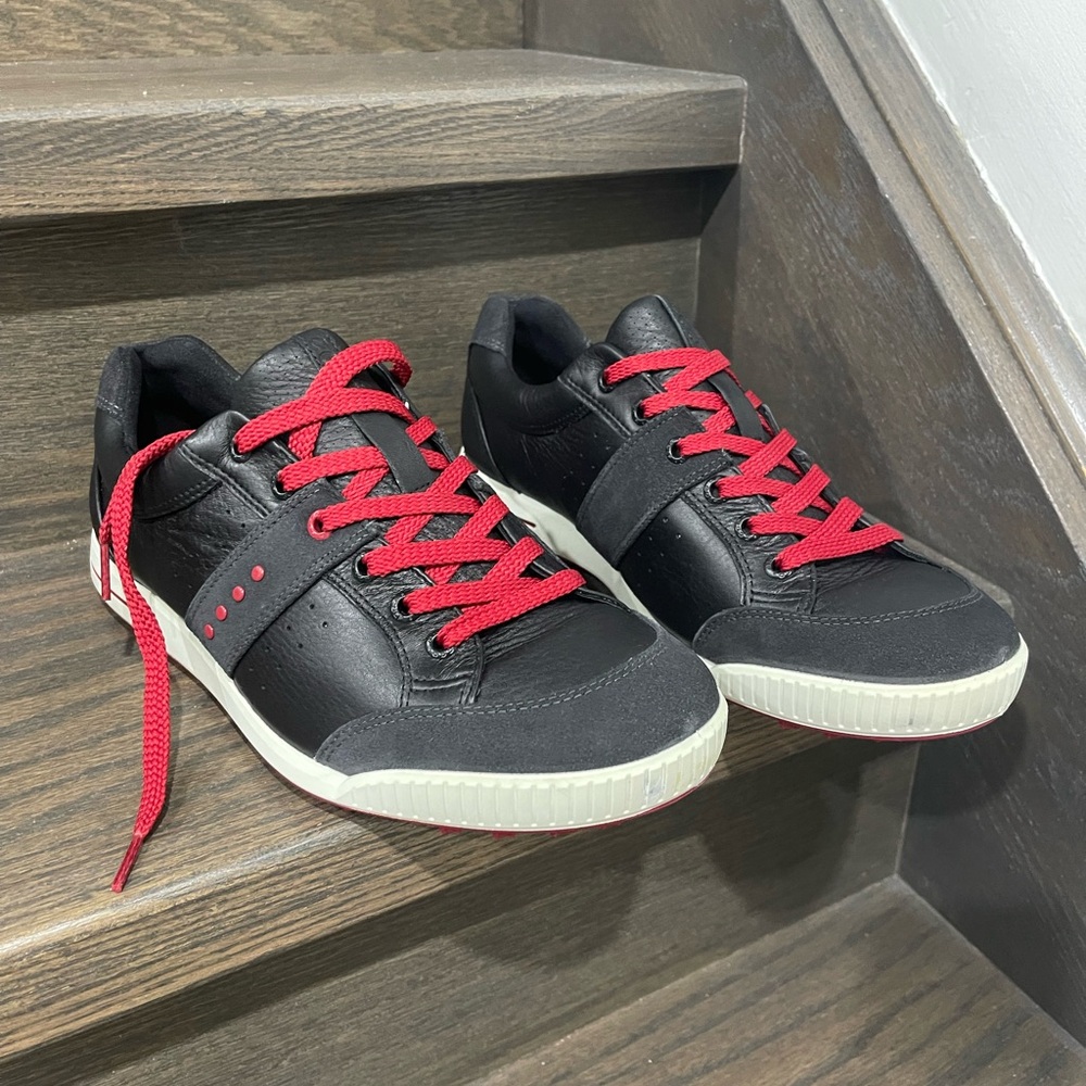 Ecco Black Golf Sneakers